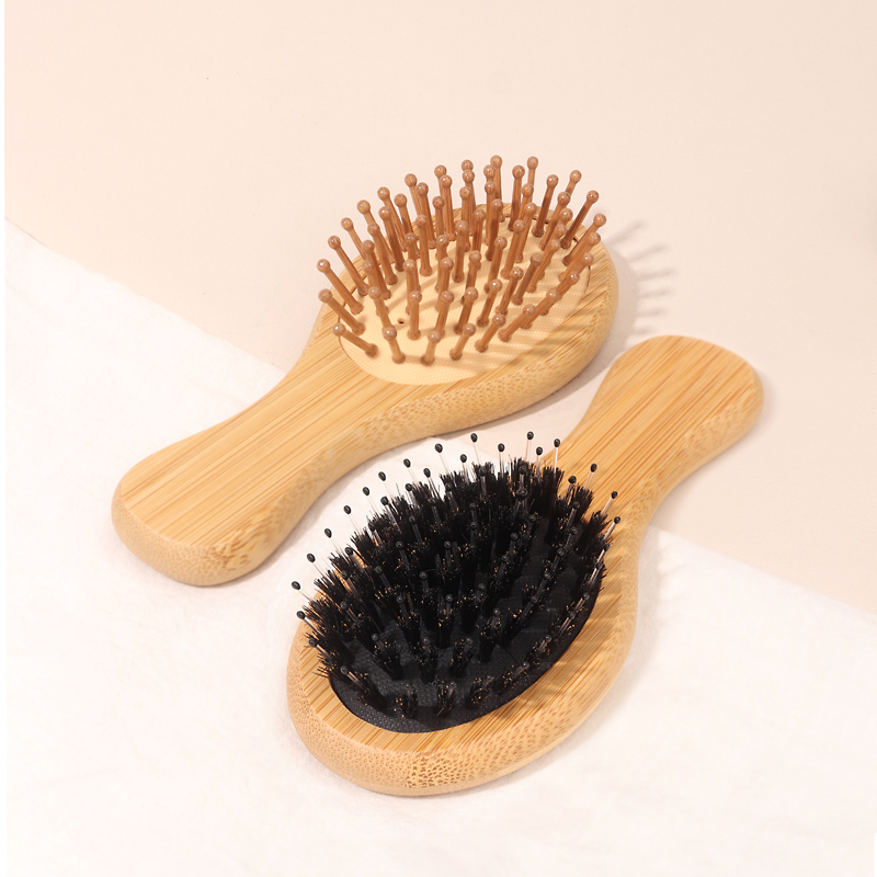 Bamboo Hair Brush - Бамбуковая мини-расческа с подушкой безопасности, антистатическая
